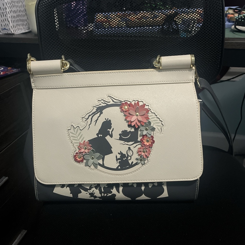 Alice in wonderland loungefly Floral Embellished White and Pink Women's Bag